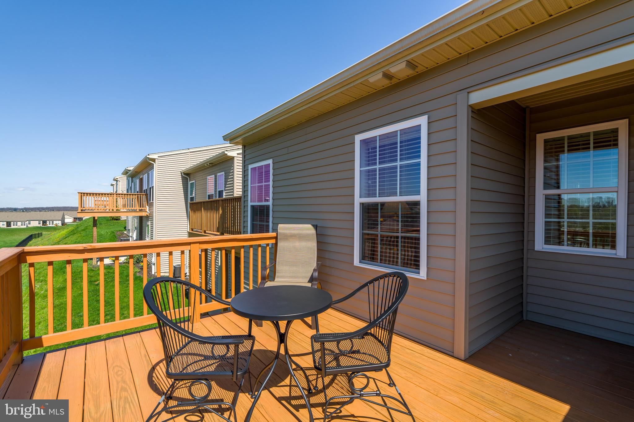 THE PADDOCK @ EQUINE MEADOWS - Residential