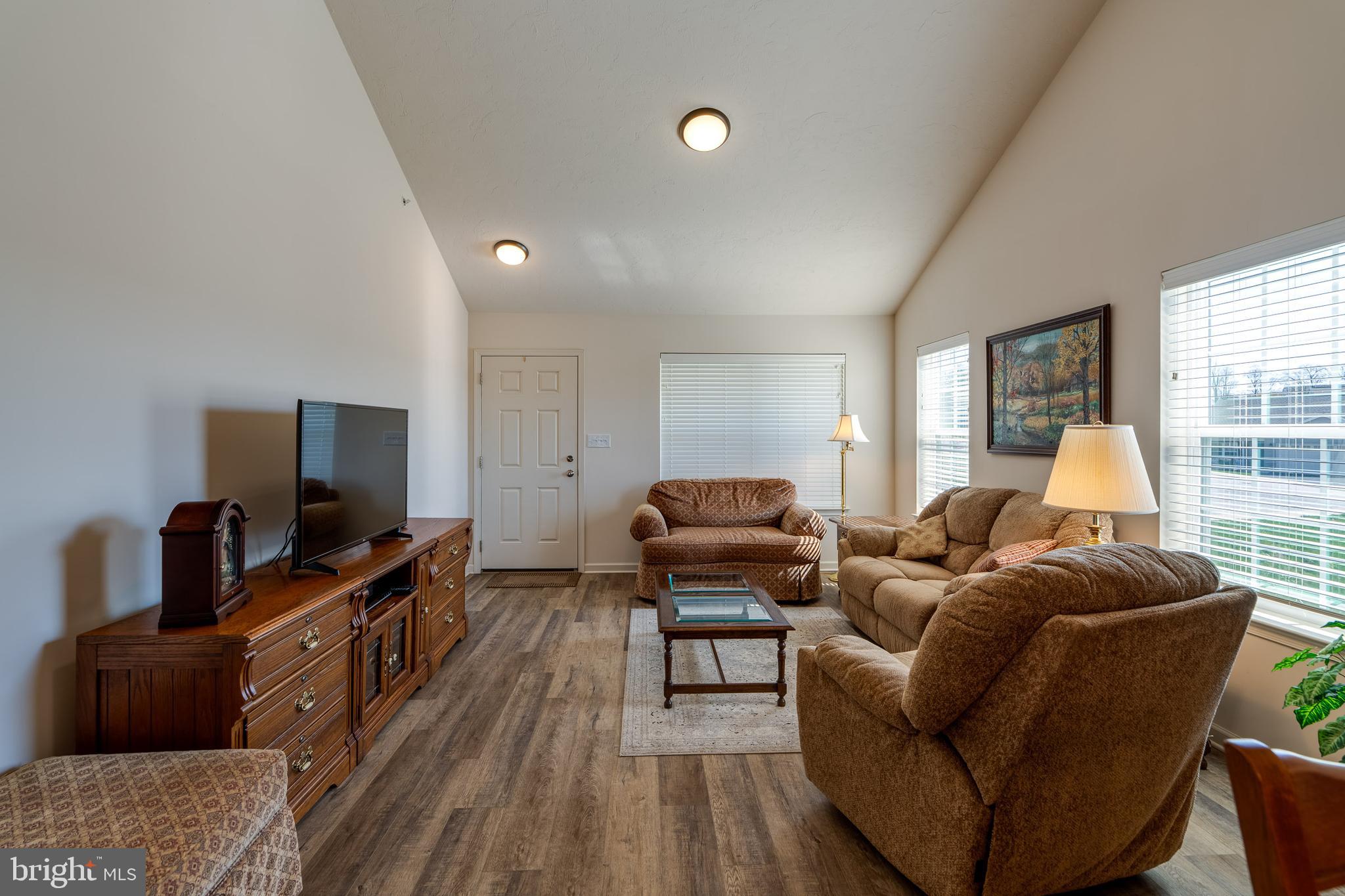THE PADDOCK @ EQUINE MEADOWS - Residential