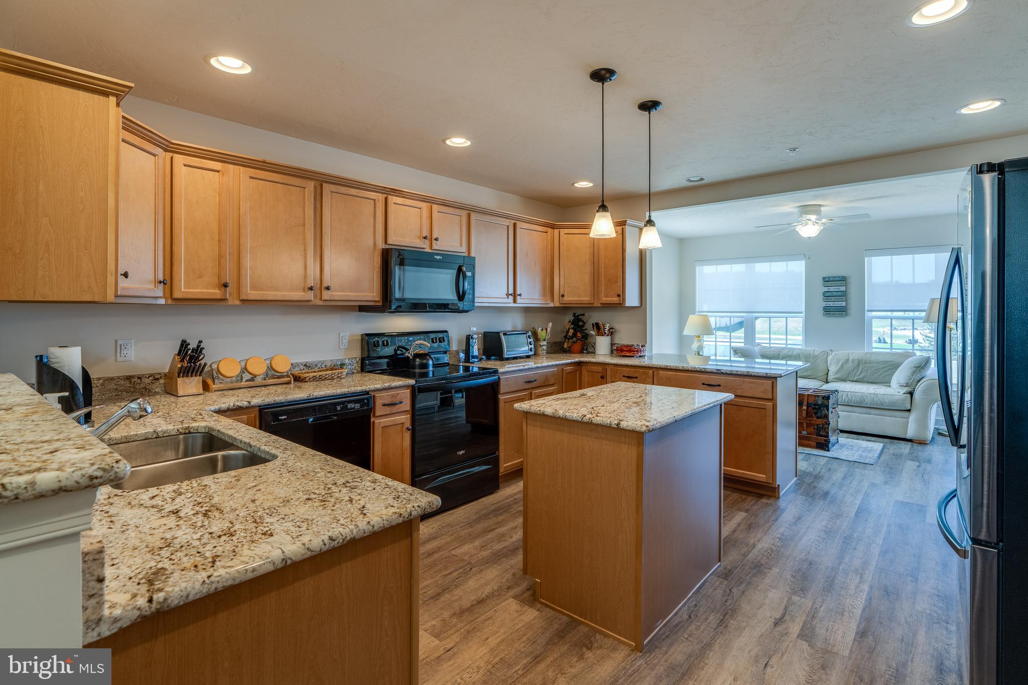 THE PADDOCK @ EQUINE MEADOWS - Residential