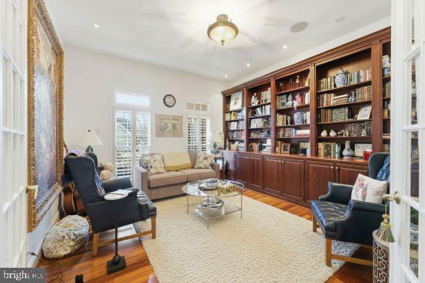 OAK HILL RESERVE - Residential