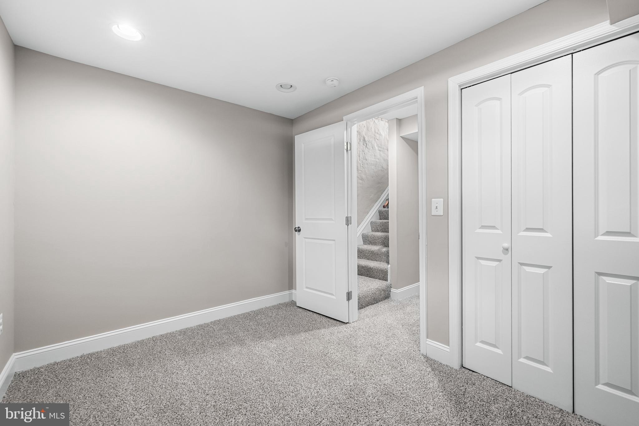 CARROLL-SOUTH HILTON - Residential