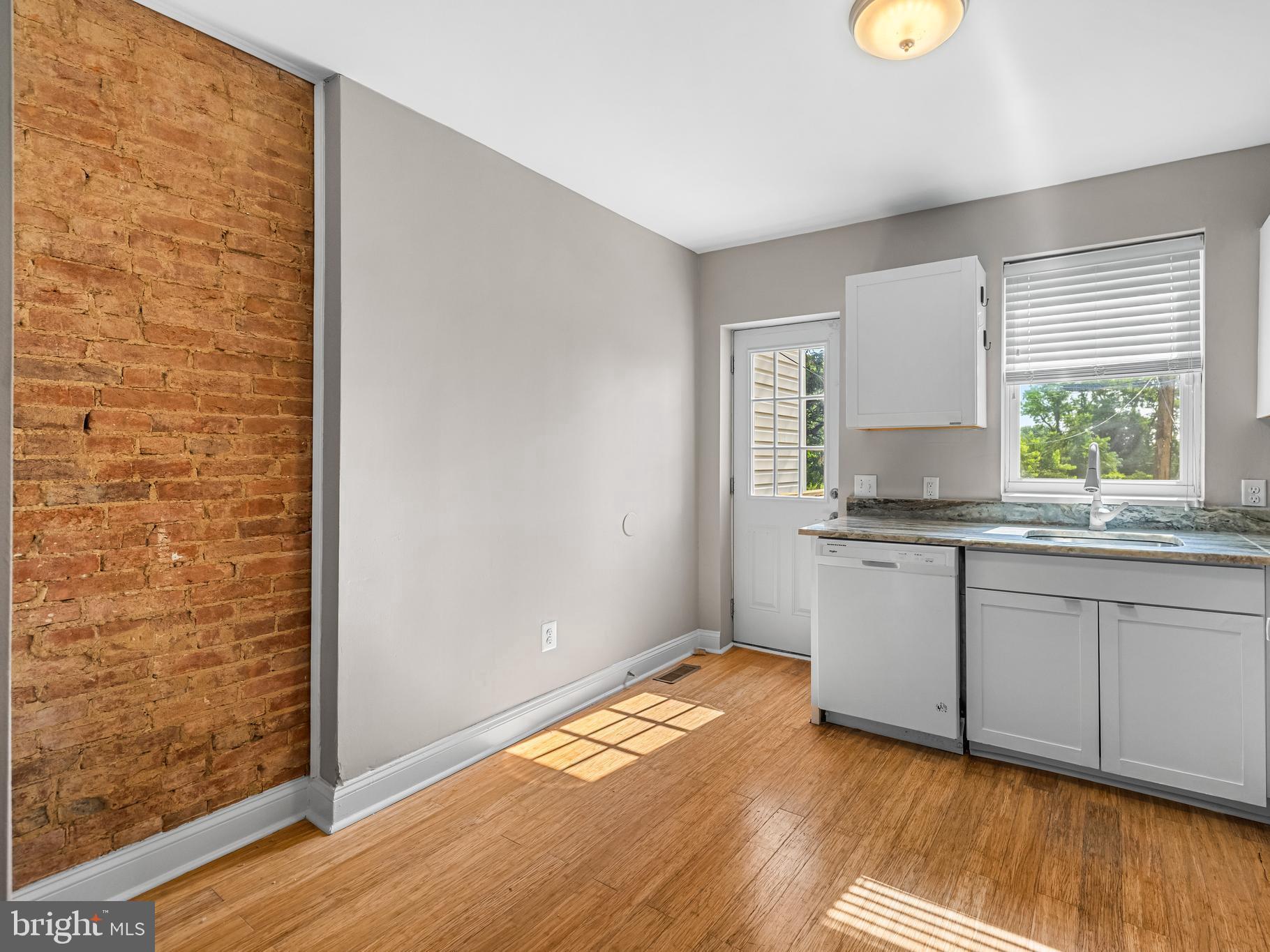 CARROLL-SOUTH HILTON - Residential