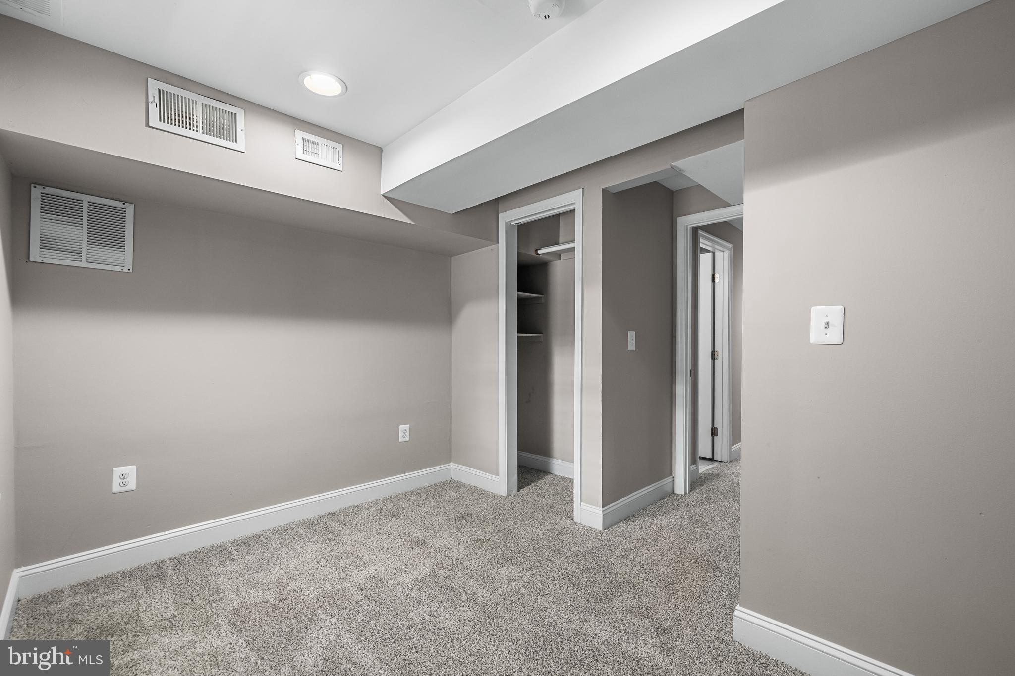 CARROLL-SOUTH HILTON - Residential