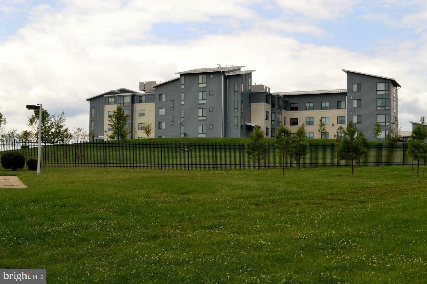 CARROLL-SOUTH HILTON - Residential