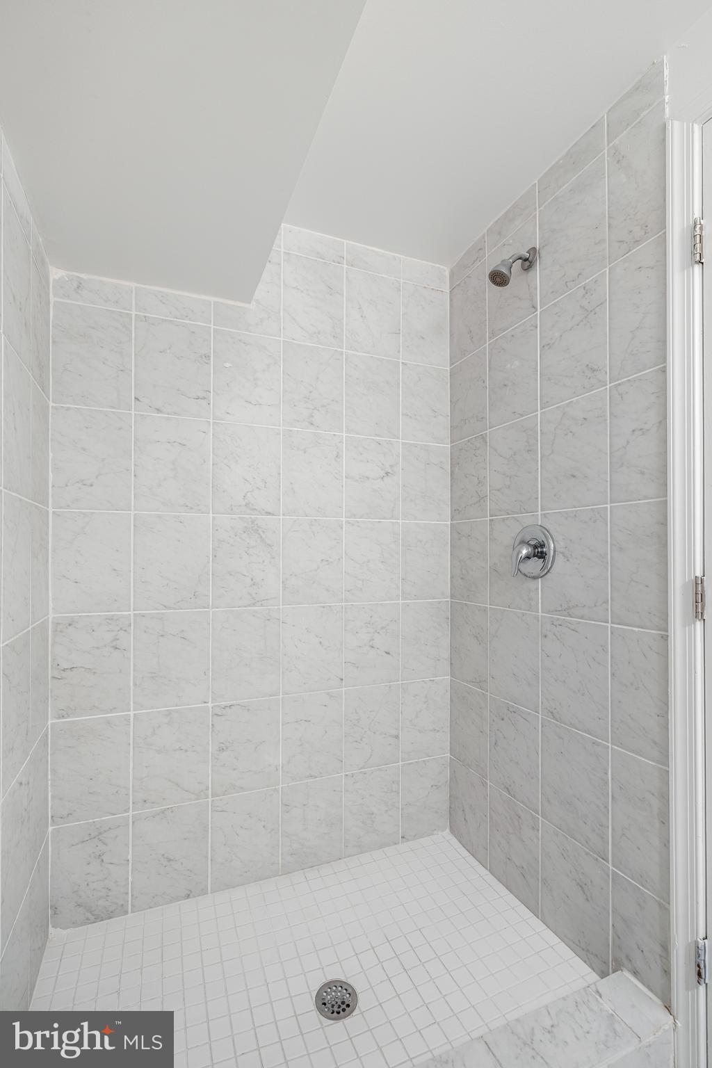 CARROLL-SOUTH HILTON - Residential