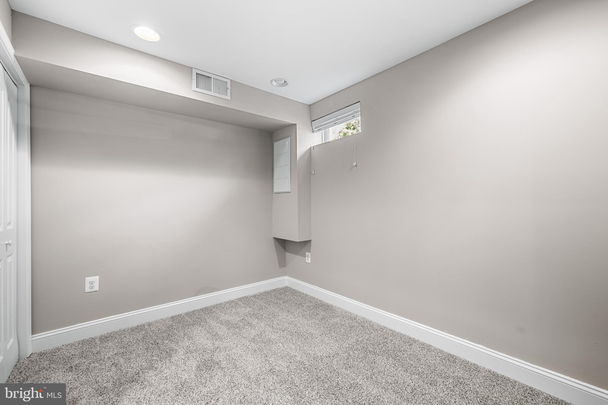 CARROLL-SOUTH HILTON - Residential