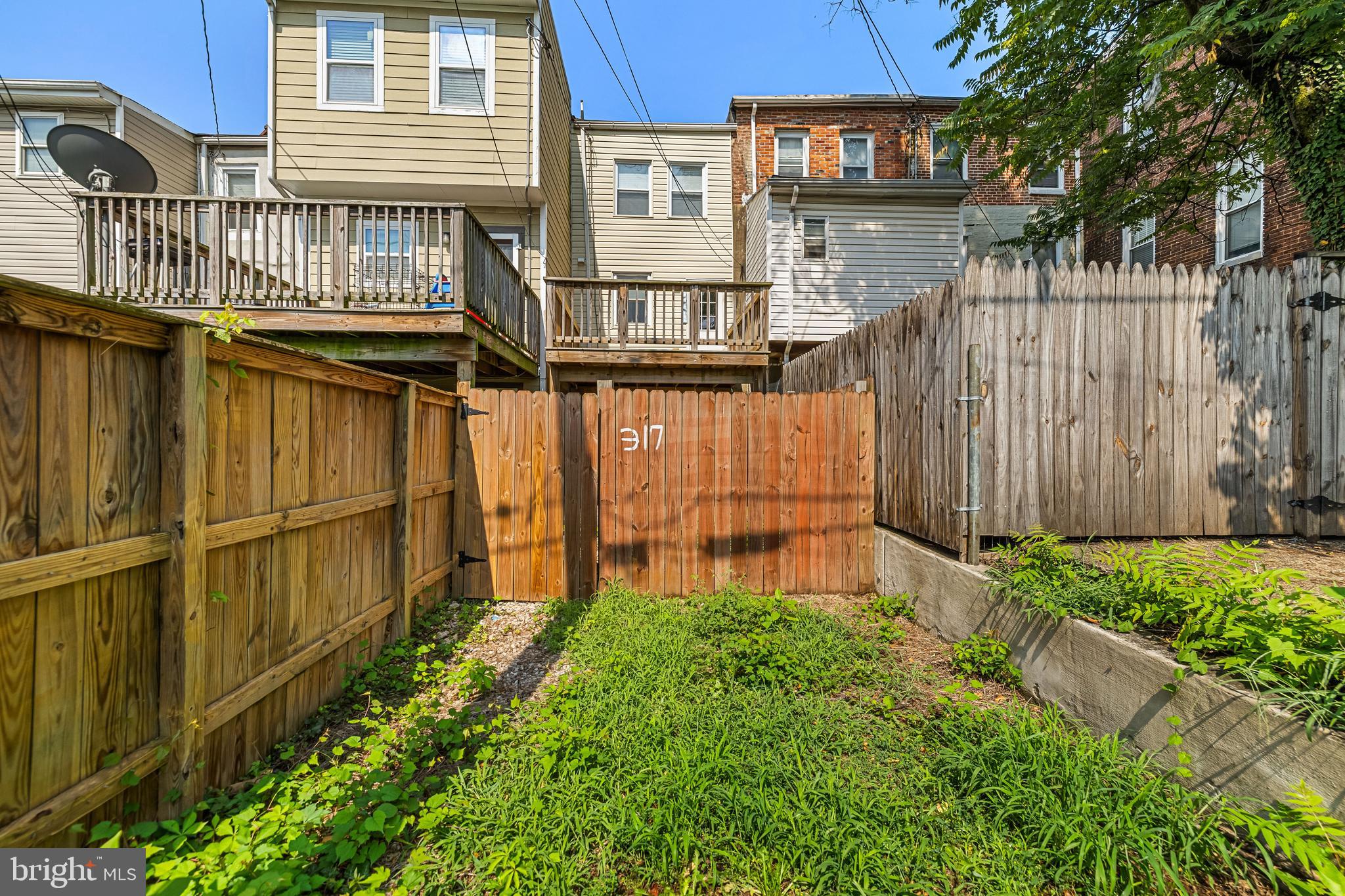 CARROLL-SOUTH HILTON - Residential