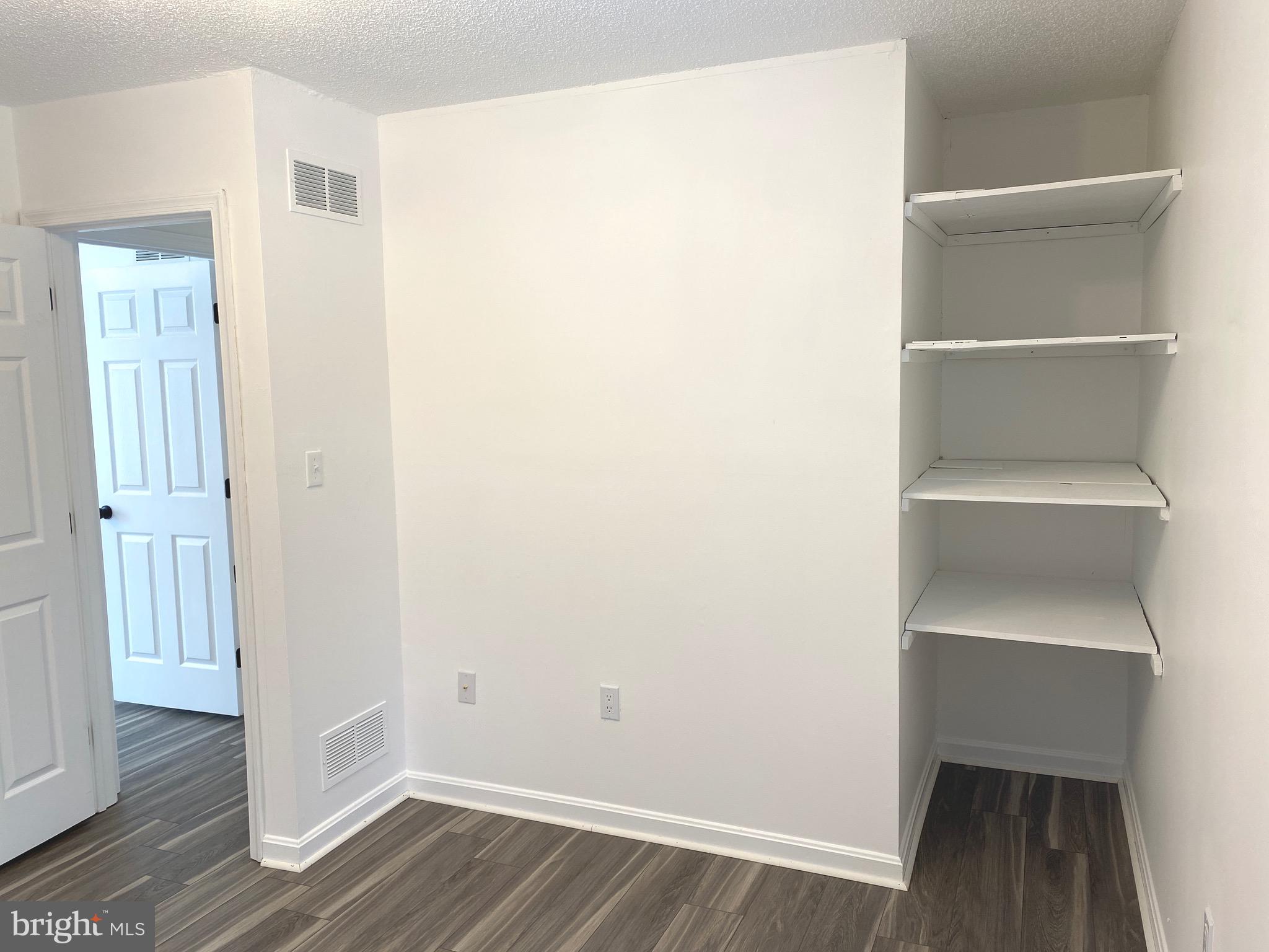 OPEQUON MEADOWS - Residential