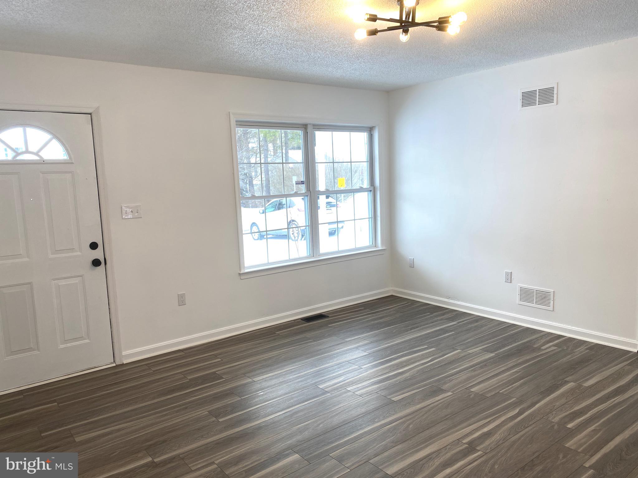 OPEQUON MEADOWS - Residential