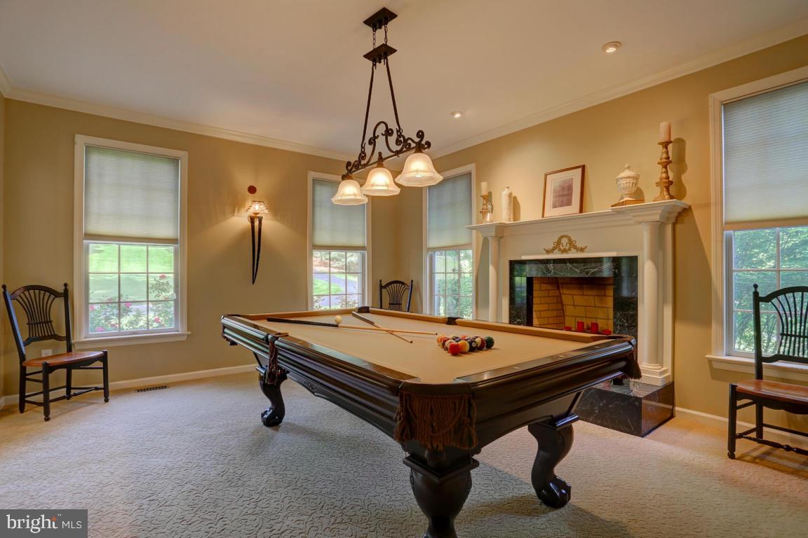 DOE RUN HILLS - Residential