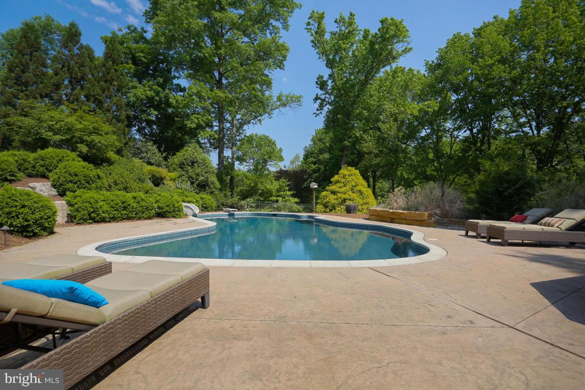 DOE RUN HILLS - Residential