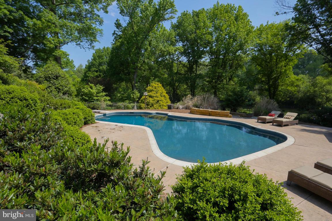 DOE RUN HILLS - Residential
