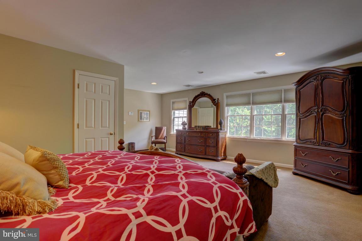 DOE RUN HILLS - Residential