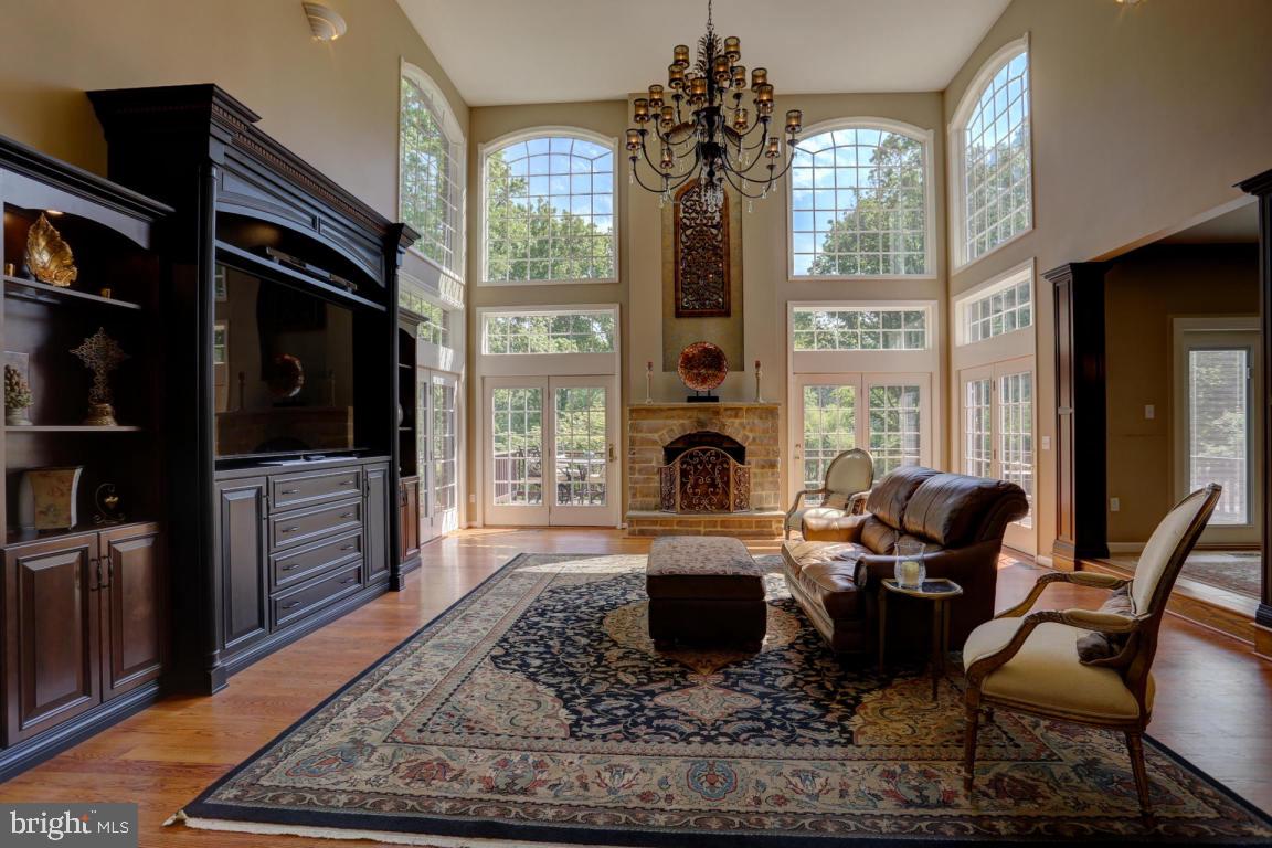 DOE RUN HILLS - Residential