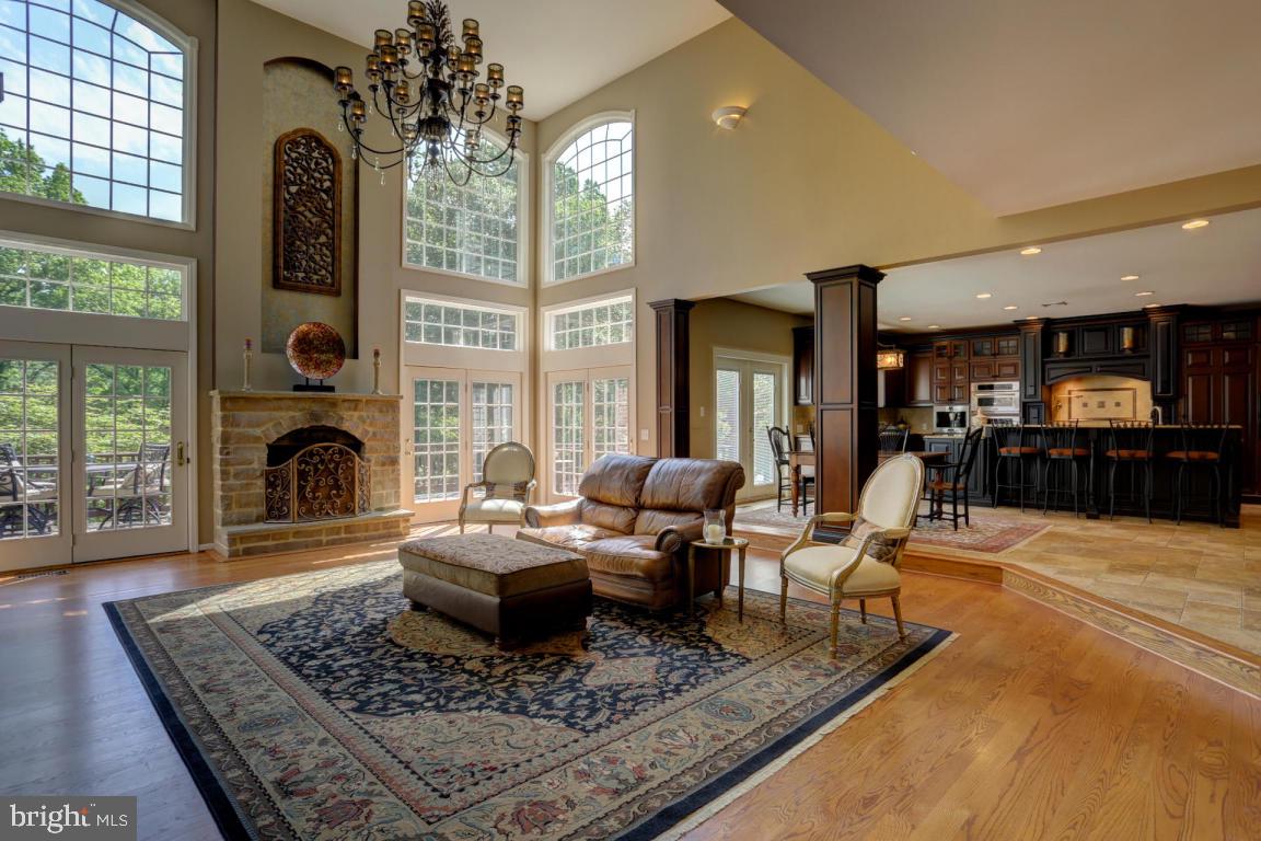 DOE RUN HILLS - Residential
