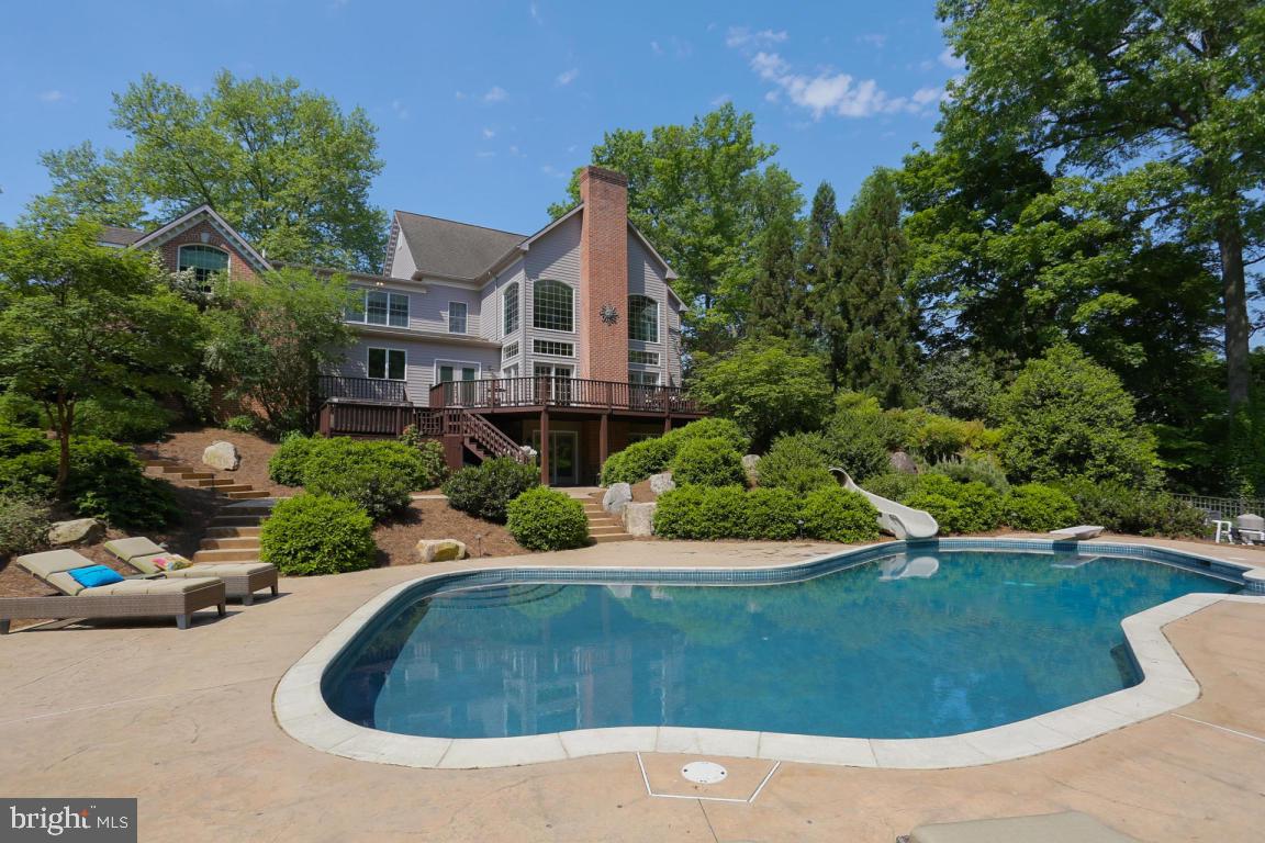DOE RUN HILLS - Residential