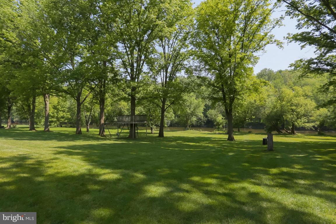 DOE RUN HILLS - Residential