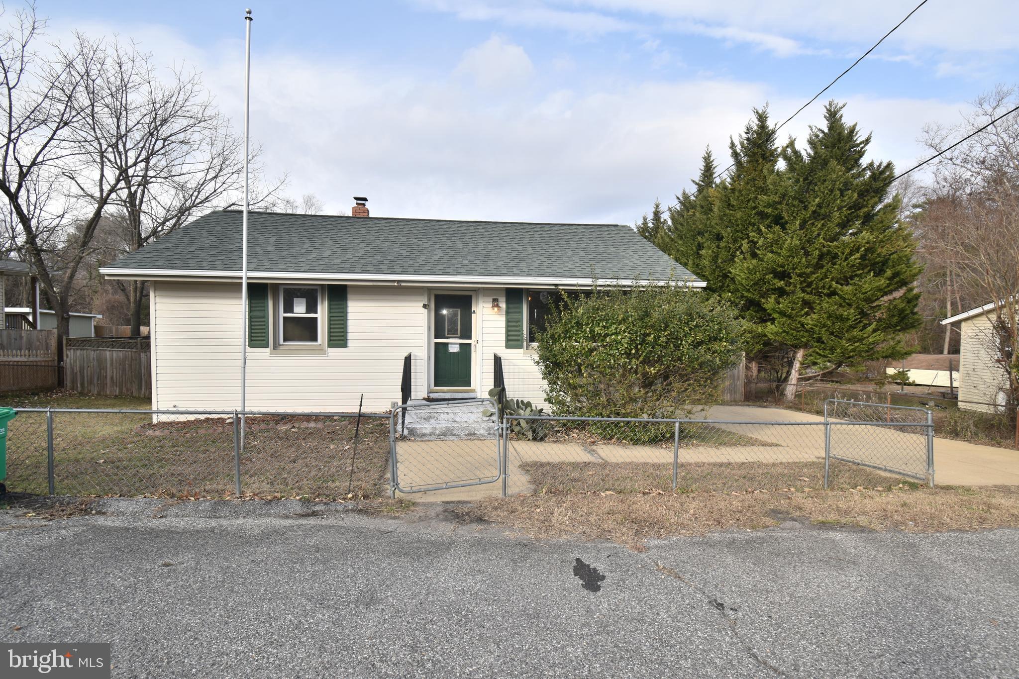SPRING ACRES - Residential