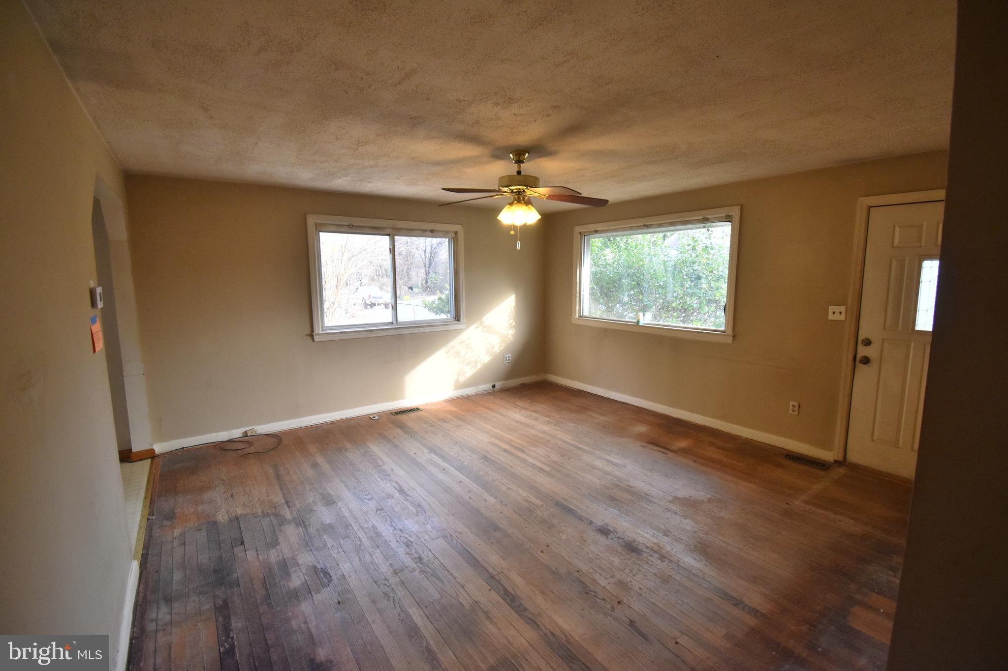 SPRING ACRES - Residential