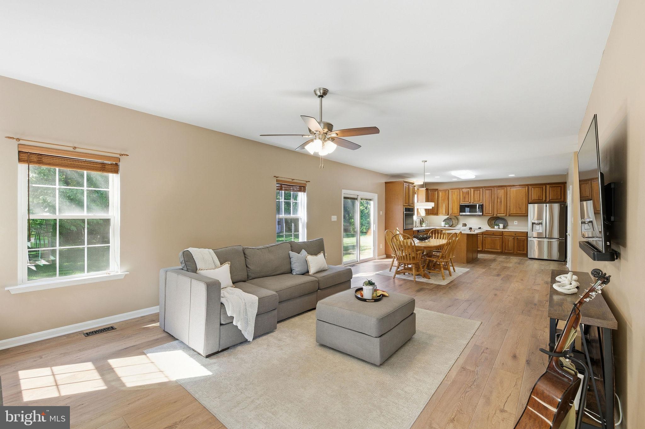 ORIOLE LANDING - Residential