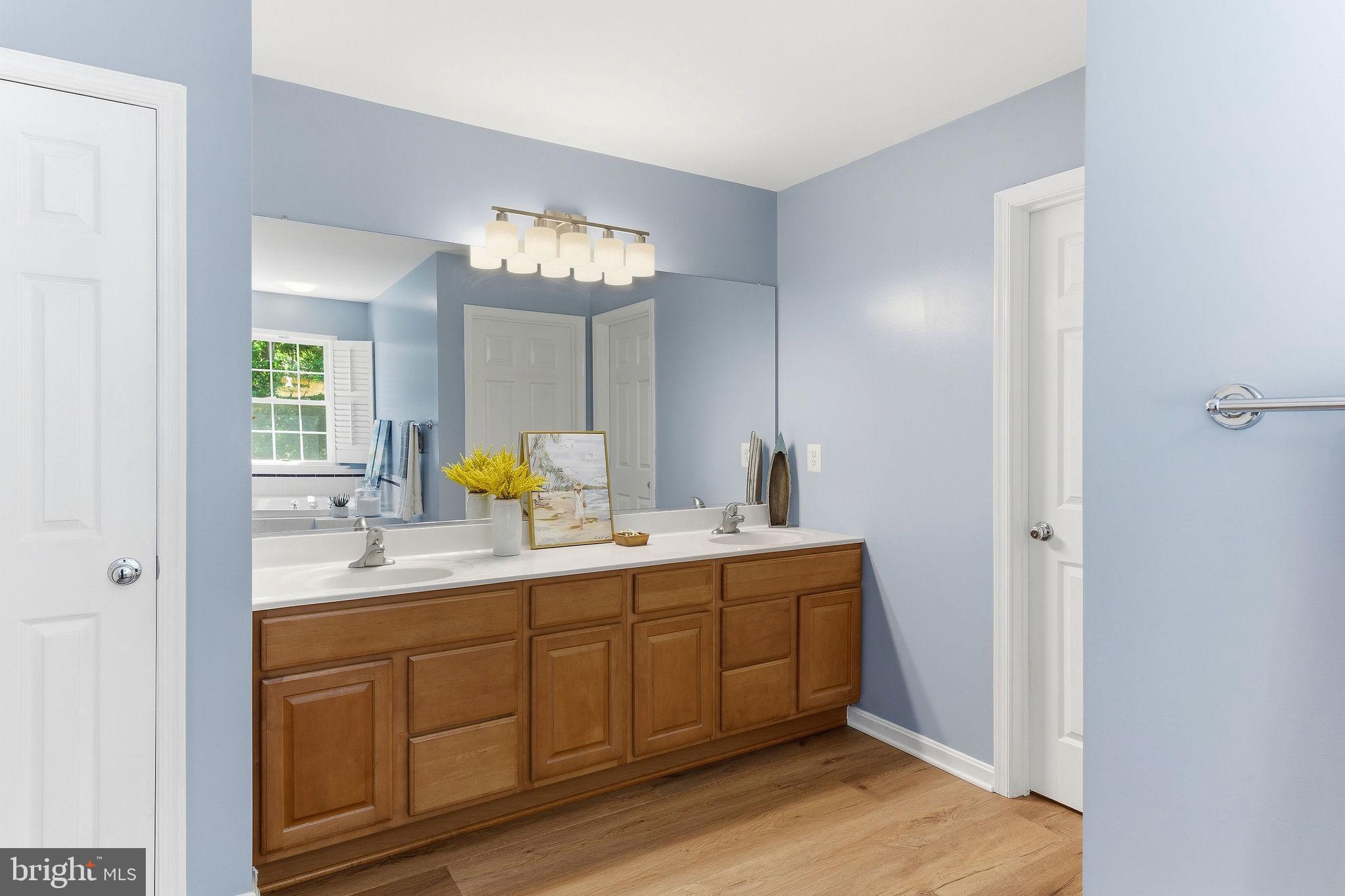 ORIOLE LANDING - Residential