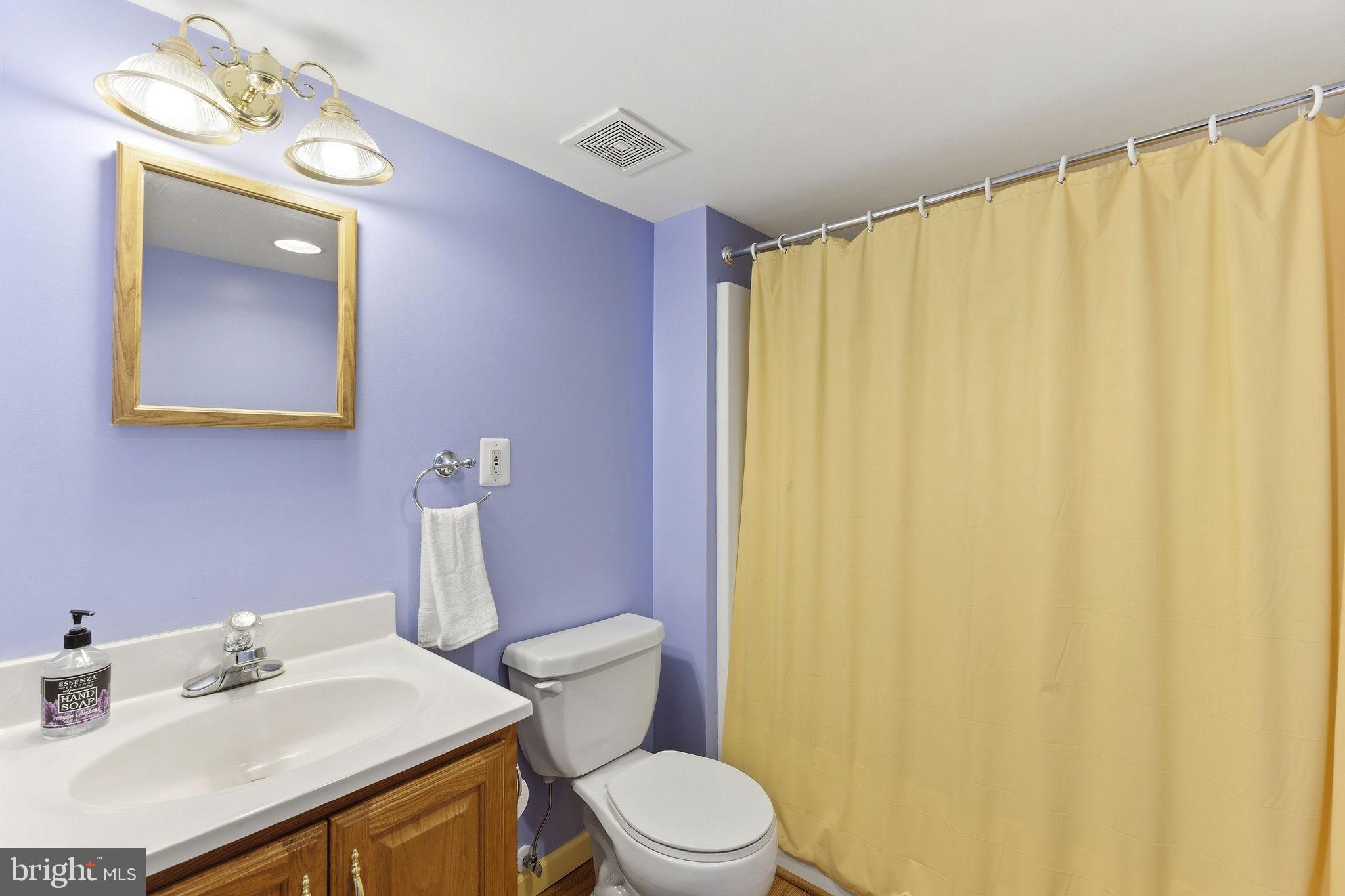 ORIOLE LANDING - Residential