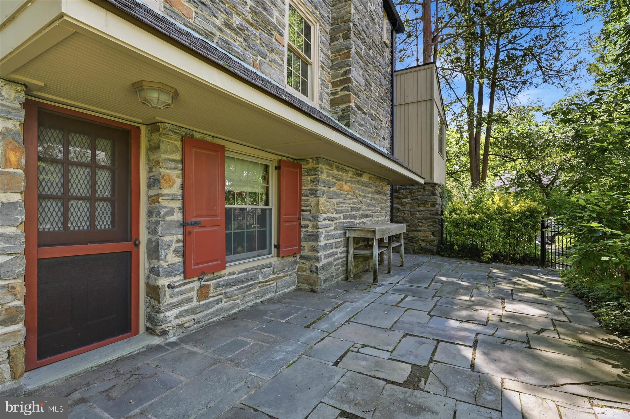 PENN WYNNE - Residential