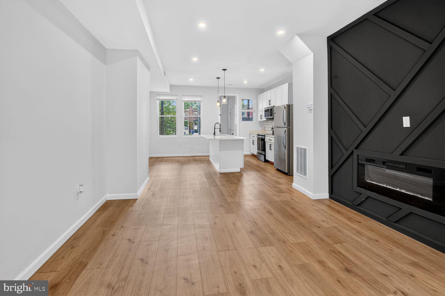 PEN LUCY - Residential