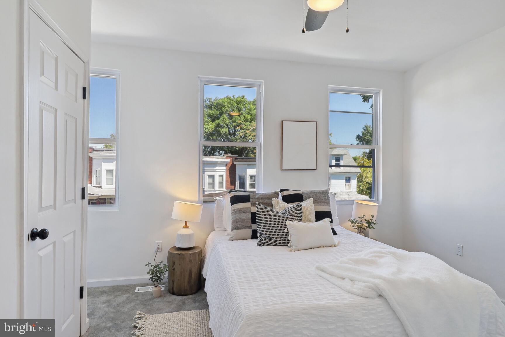 PEN LUCY - Residential