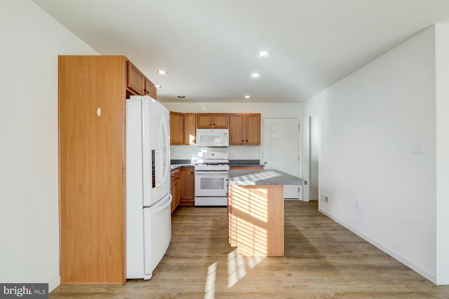 SOUTHERN VILLAGE - Residential
