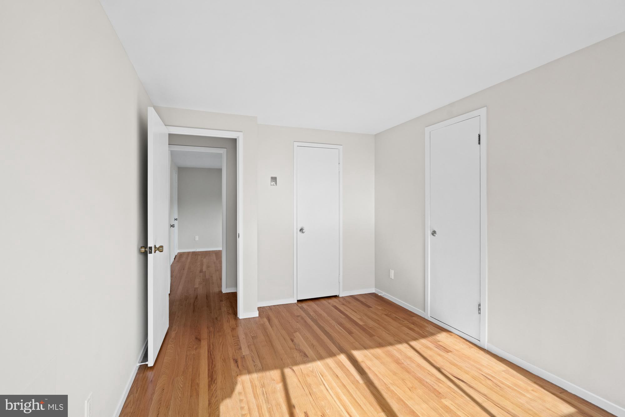 COURTS OF WHETSTONE - Residential