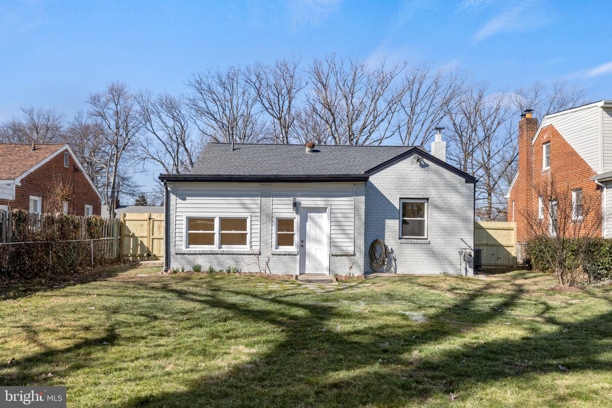 OLE LONGFIELD - Residential