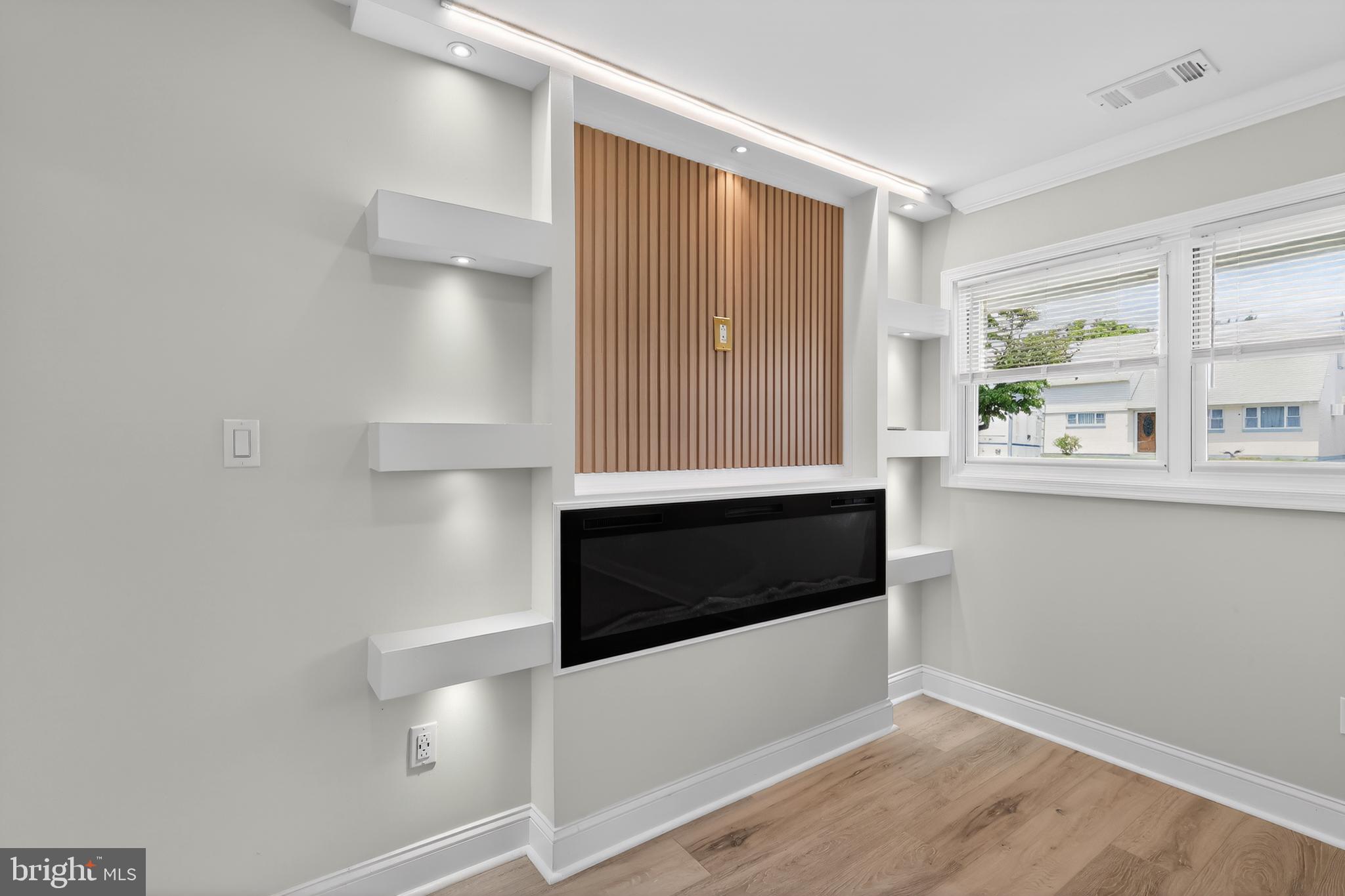 WILLOW RUN - Residential
