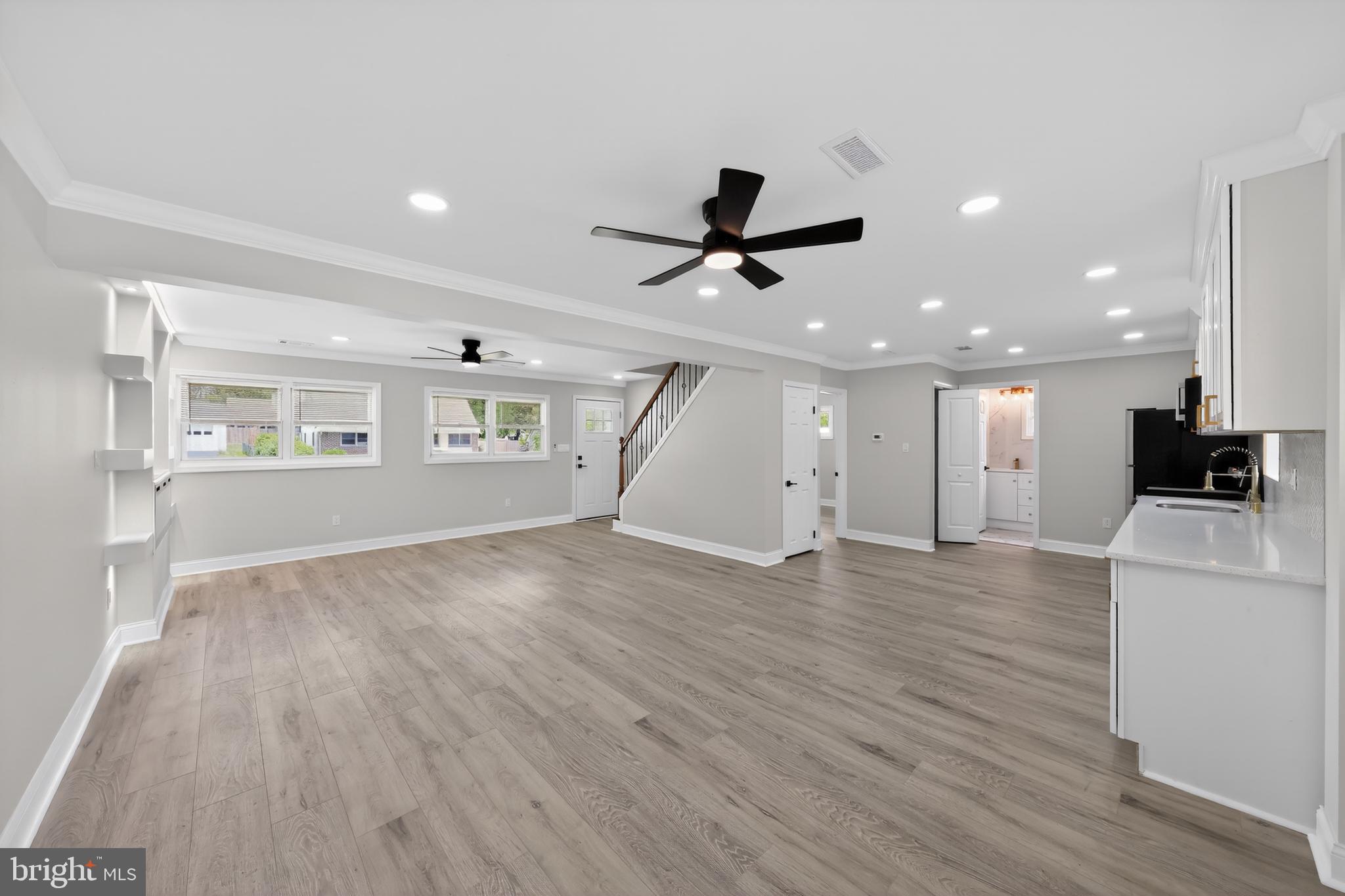 WILLOW RUN - Residential