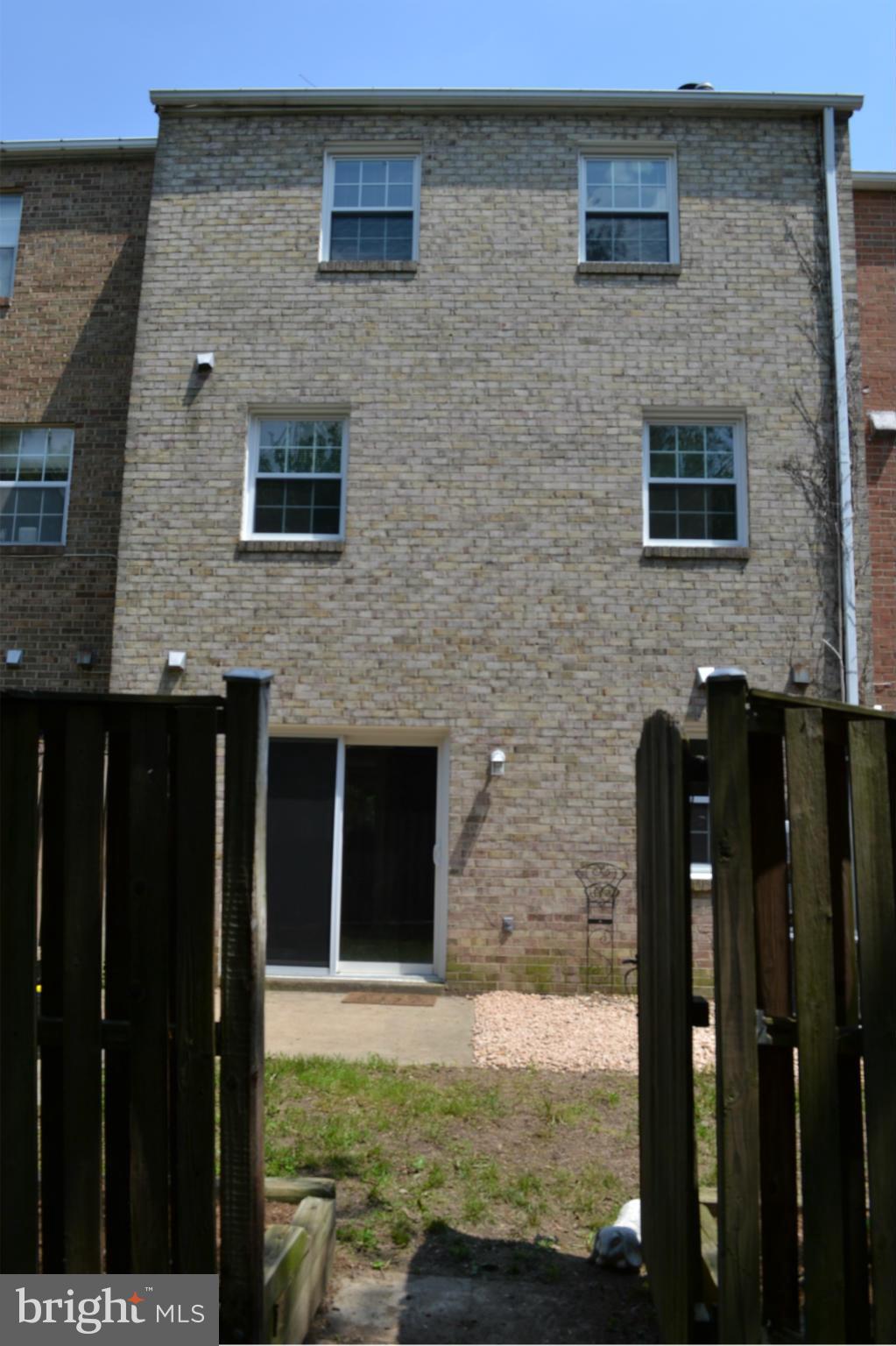 BERKELEY PLACE - Residential Lease