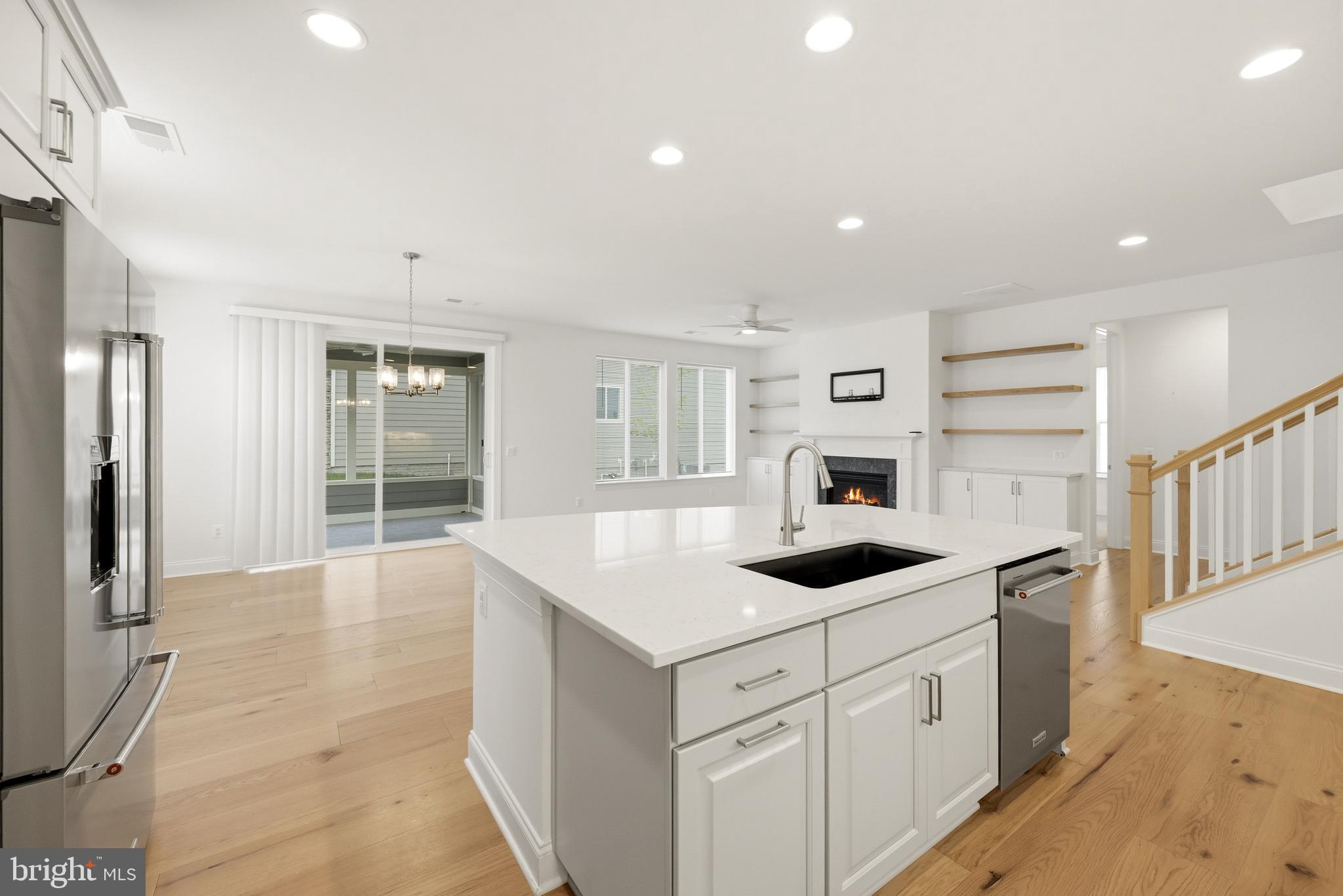 LAKE FREDERICK - Residential