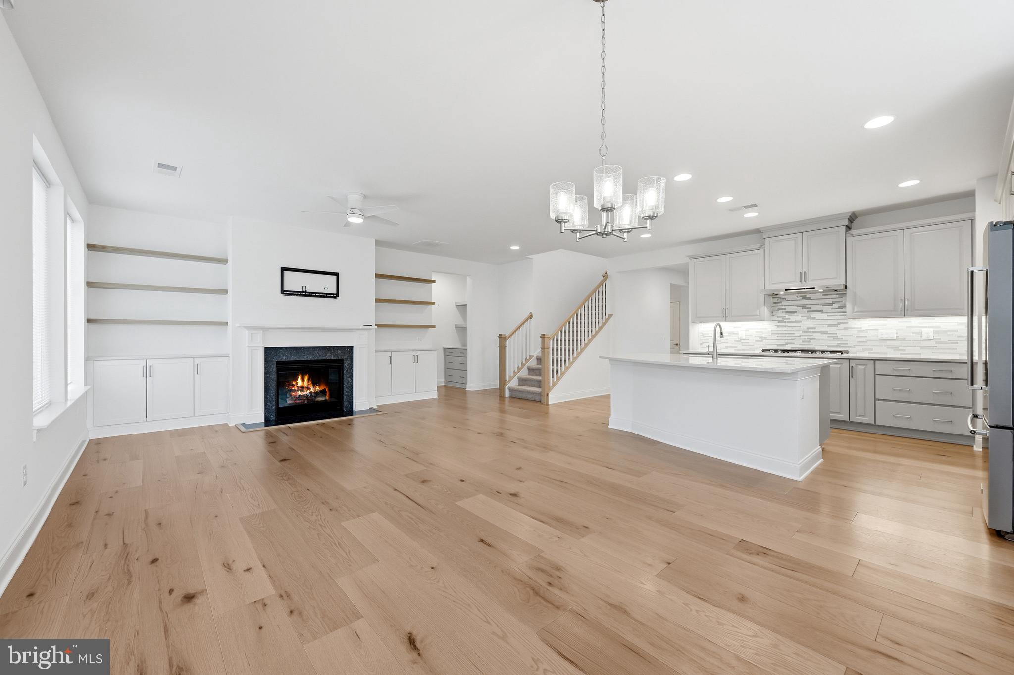 LAKE FREDERICK - Residential