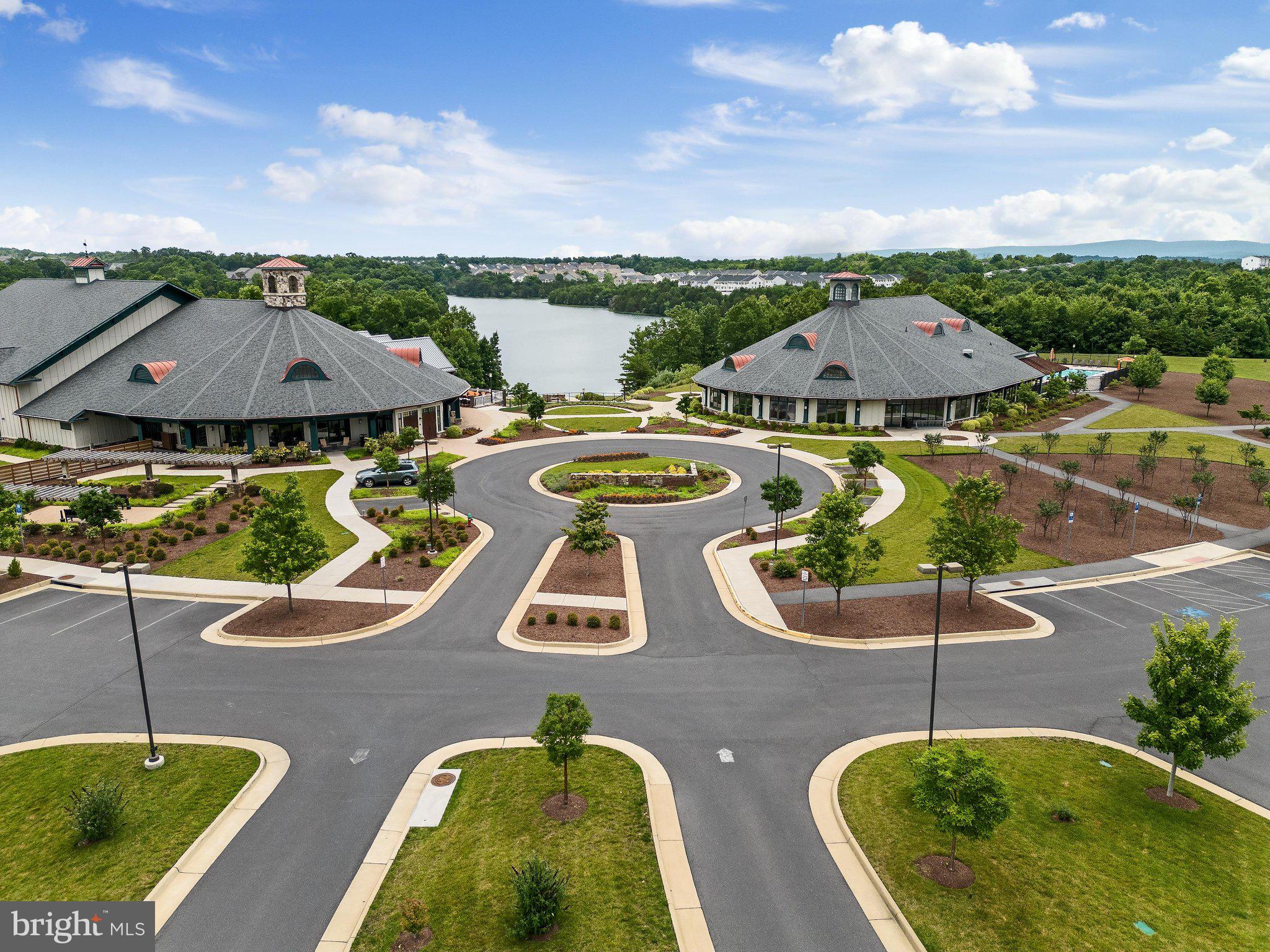 LAKE FREDERICK - Residential