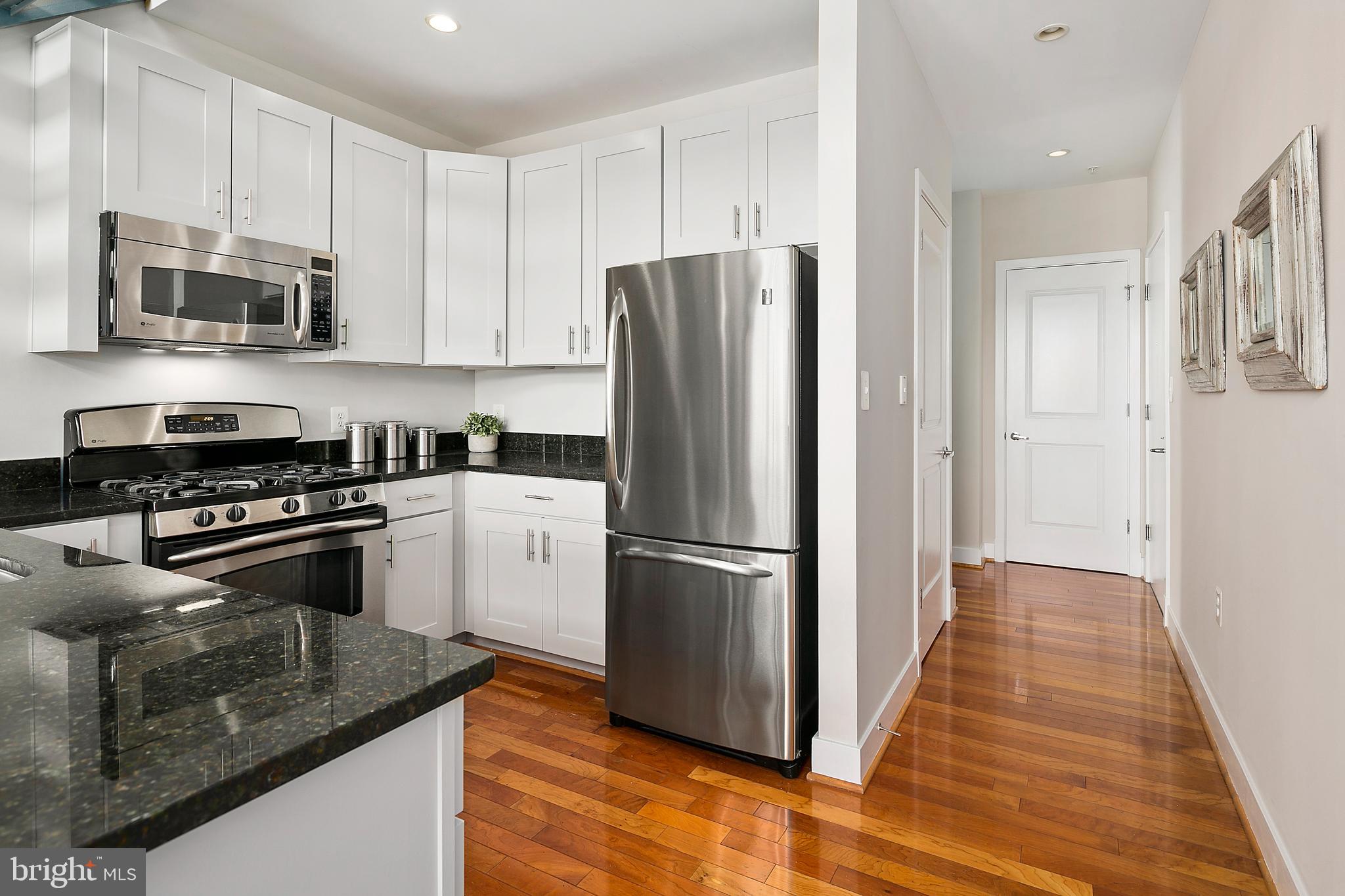 LOGAN CIRCLE - Residential