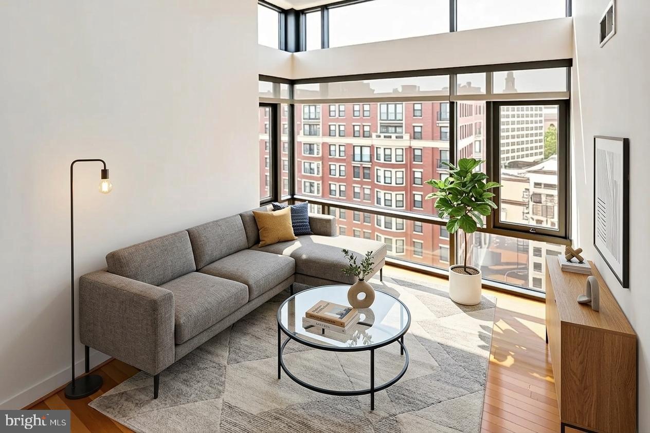 LOGAN CIRCLE - Residential