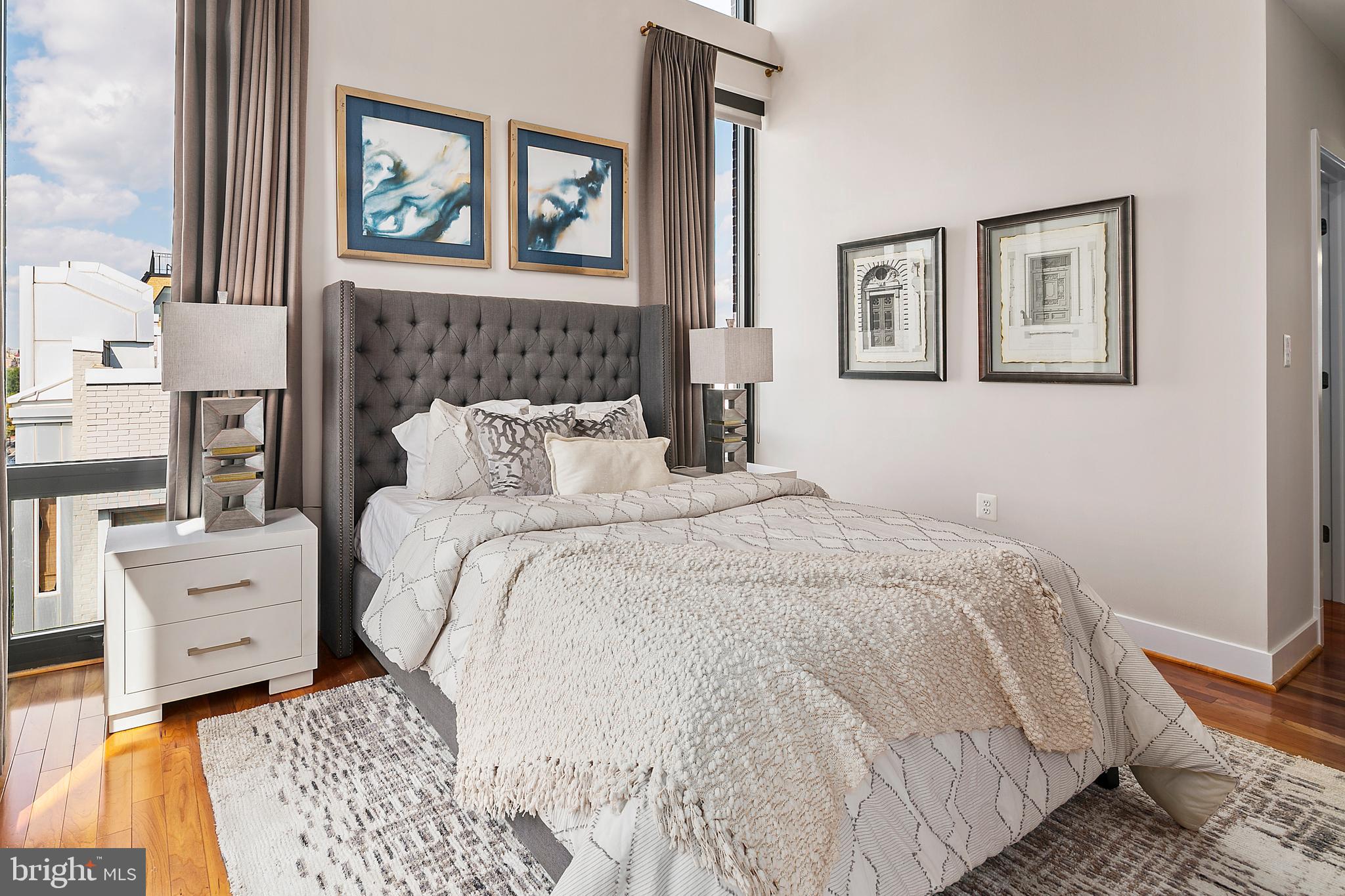 LOGAN CIRCLE - Residential