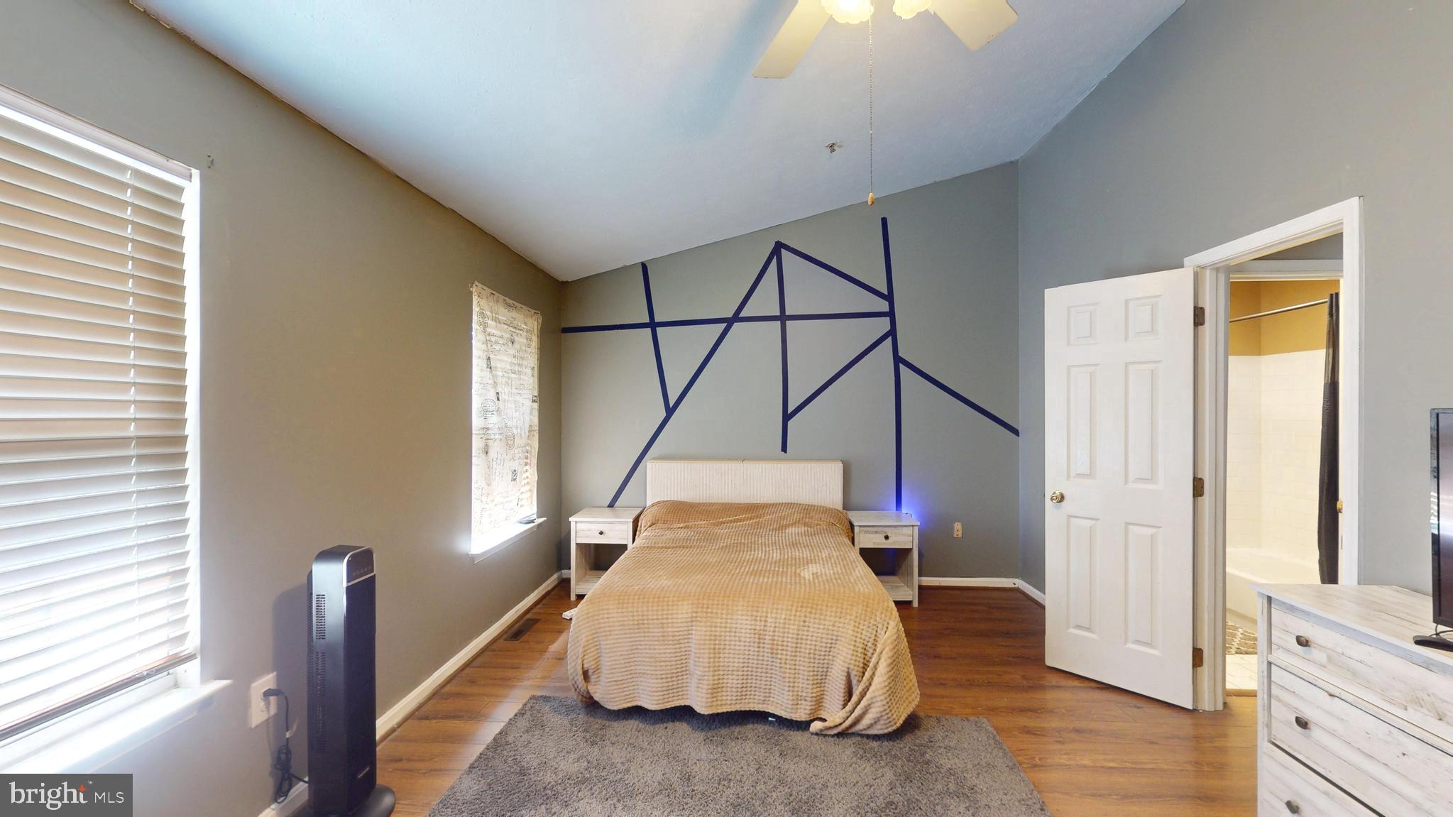 SOUTHGATE CENTER - Residential