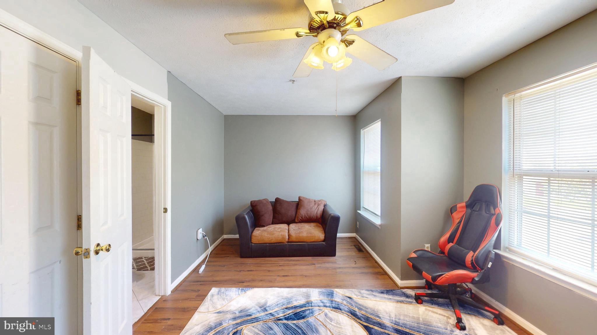 SOUTHGATE CENTER - Residential