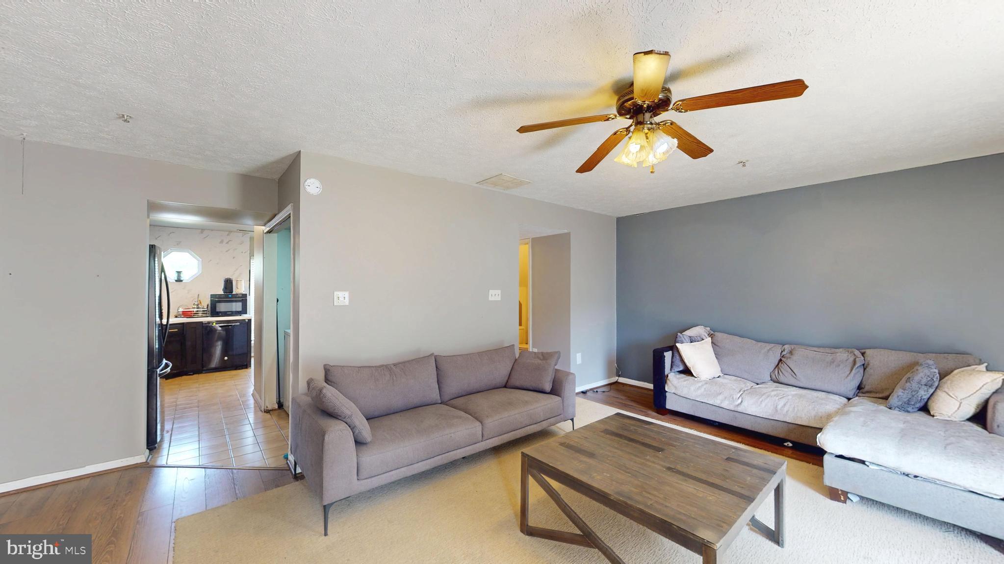 SOUTHGATE CENTER - Residential