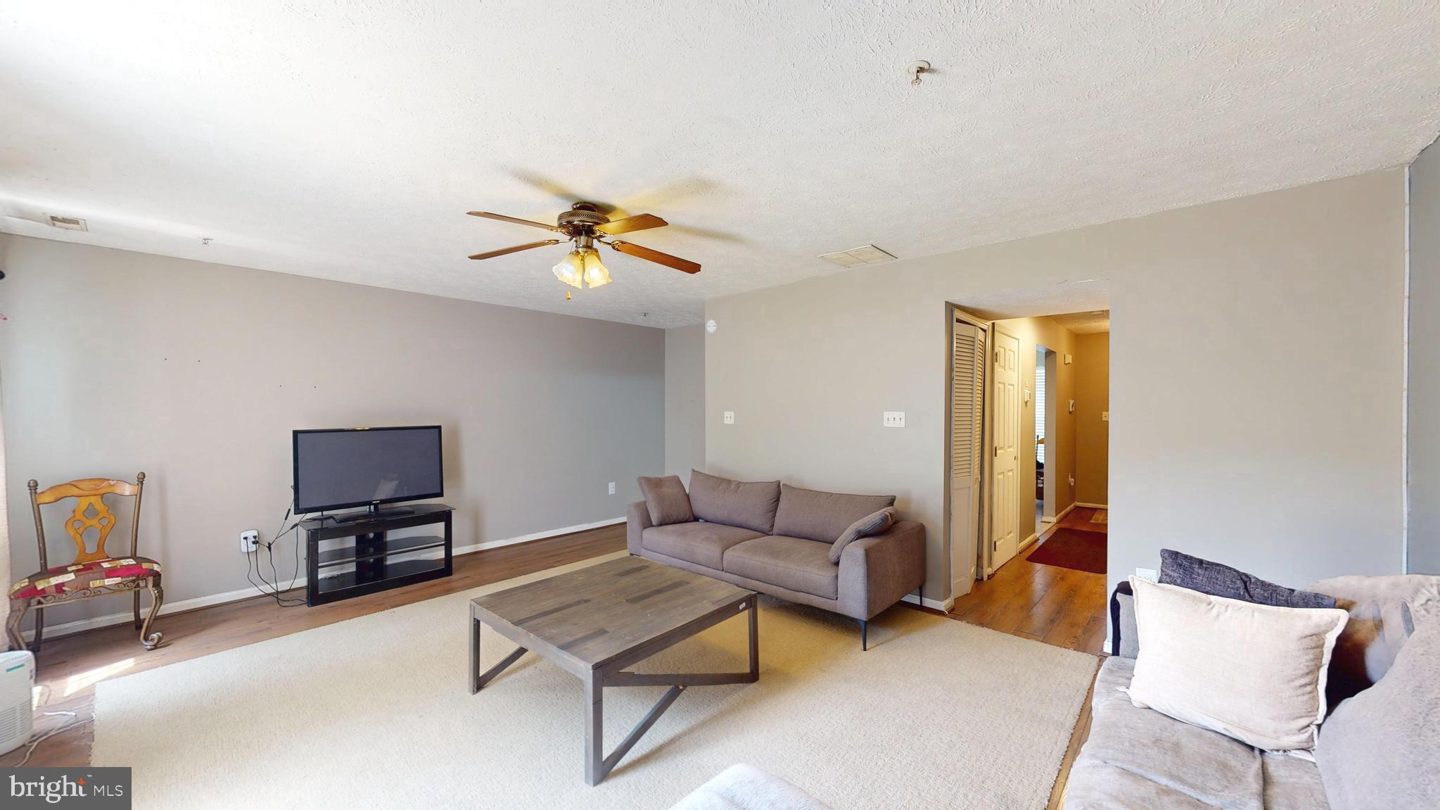 SOUTHGATE CENTER - Residential