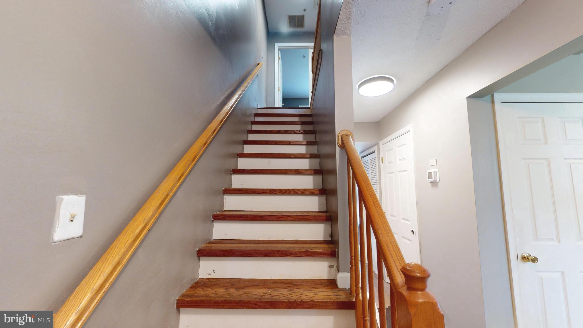 SOUTHGATE CENTER - Residential
