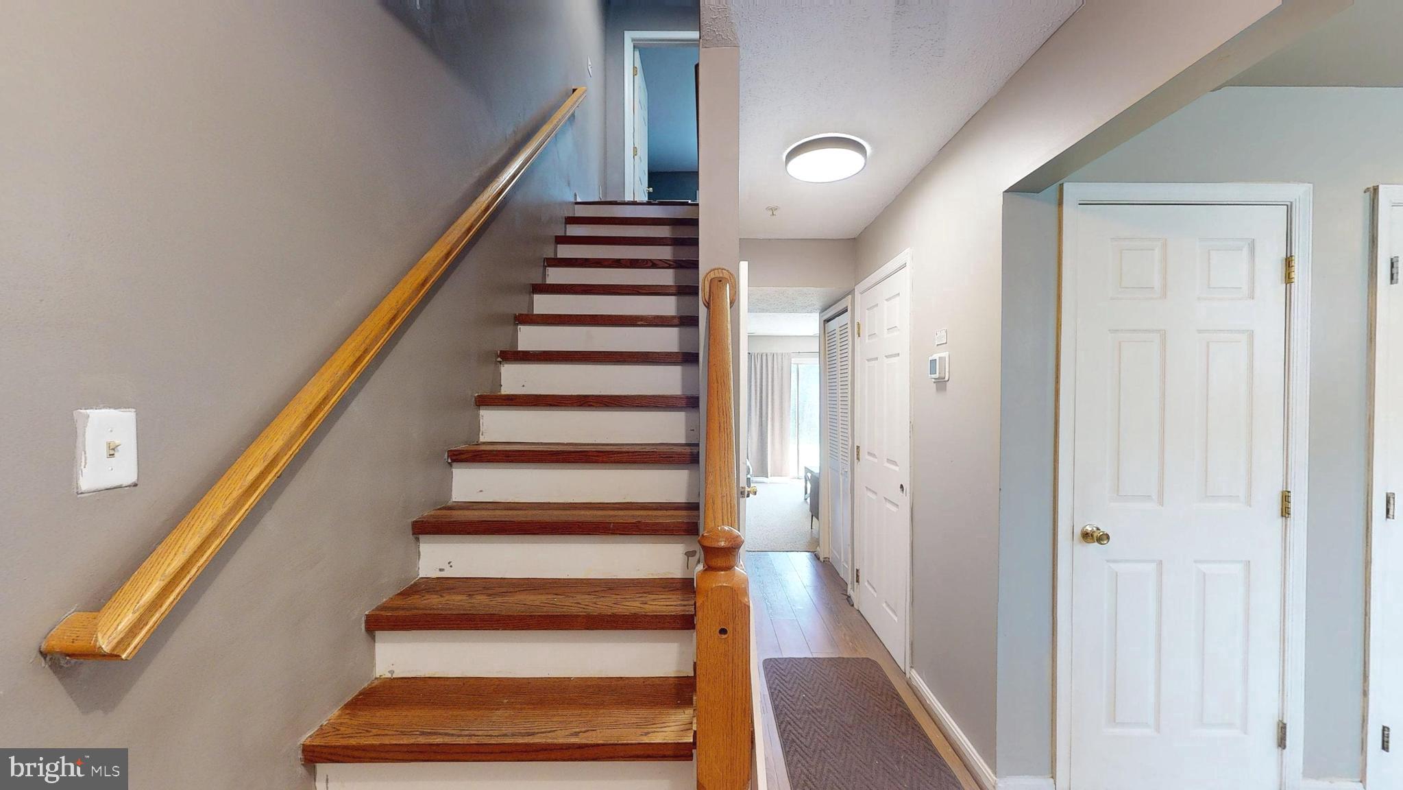 SOUTHGATE CENTER - Residential