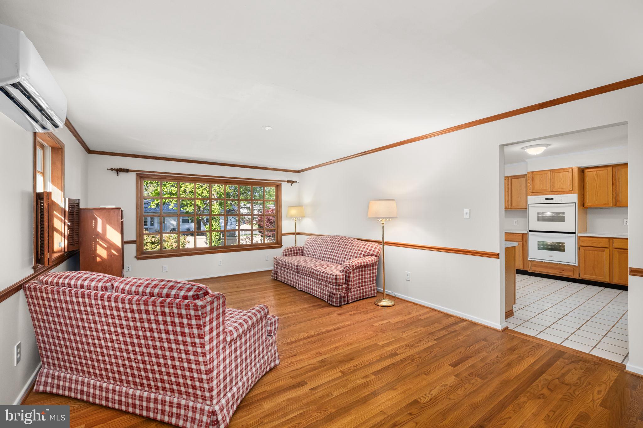 WEST SPRINGFIELD - Residential