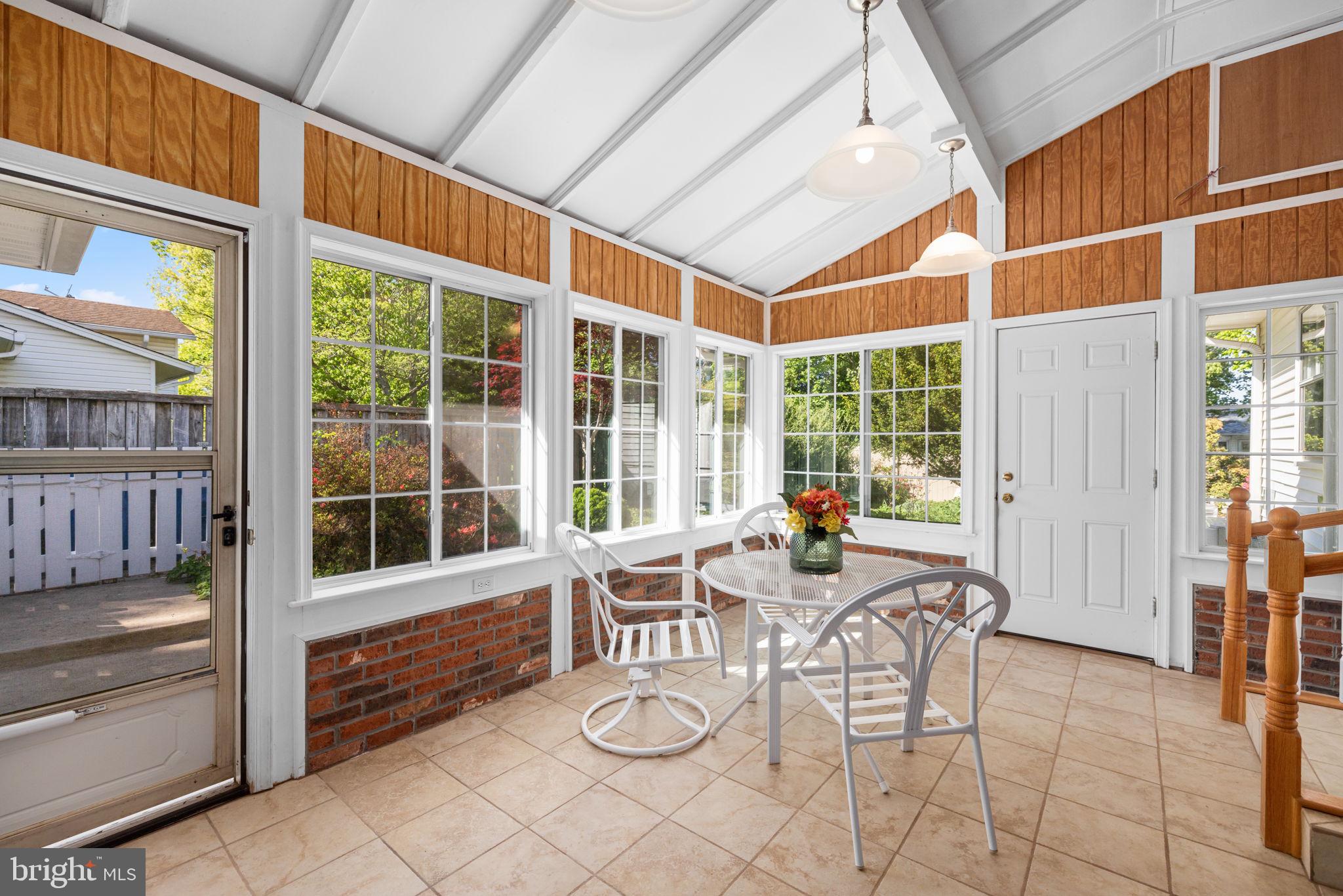 WEST SPRINGFIELD - Residential