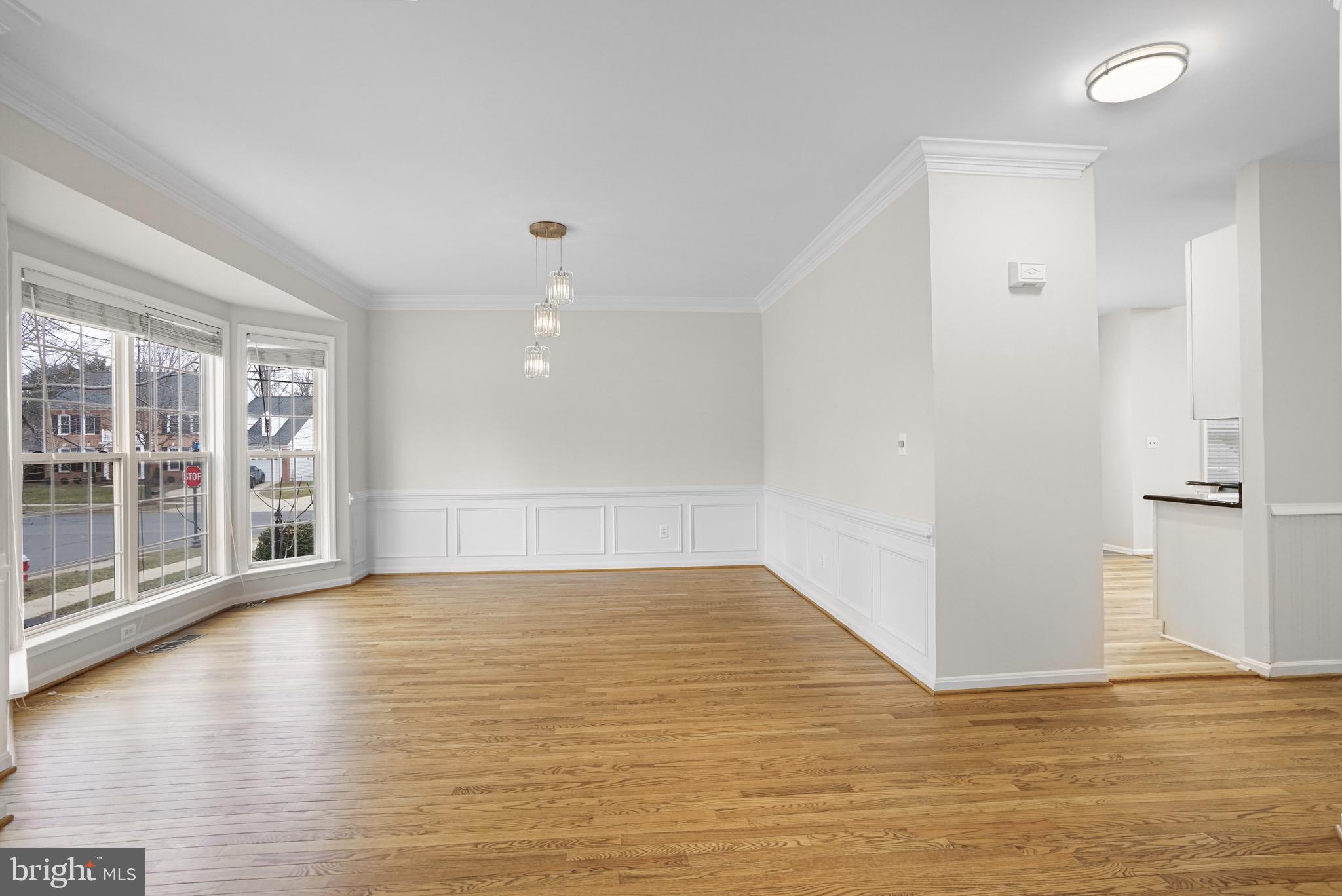 SOUTH RIDING - Residential